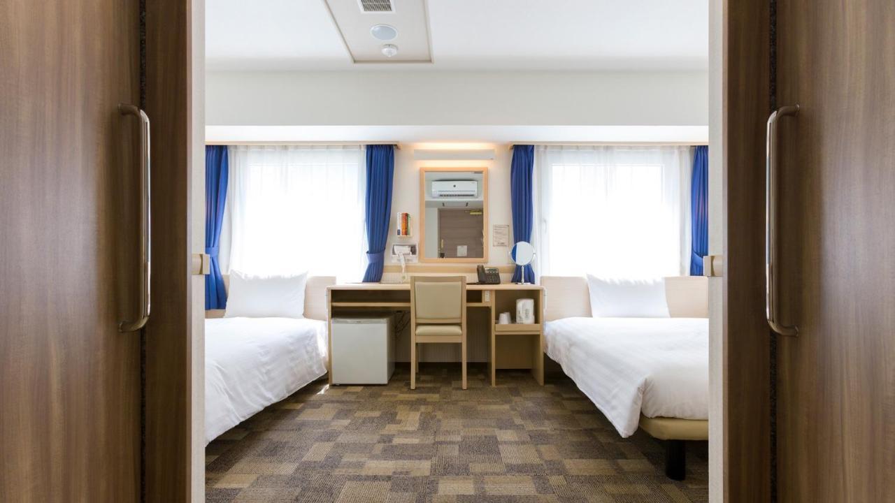 Toyoko Inn Matsudo Eki Higashi Guchi Exterior foto